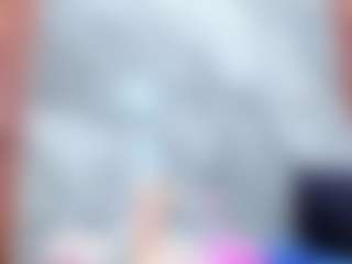 Live cam show with Nikitaa20 - Petite on Camsoda