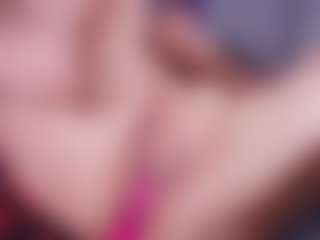 Live cam show with rubi-hops - Normal on Camsoda