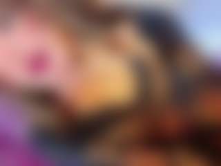 Live cam show with VeronicaRosee - Tease on SinfulBabes