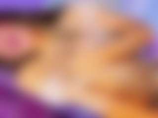 Live cam show with VeronicaRosee - Smoking on Fling VIP Chat