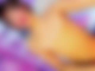 Live cam show with VeronicaRosee - Brown Eyes on milfzrlive.com