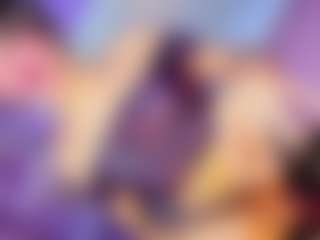 Live cam show with VeronicaRosee - Smoking on madthumbs
