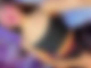 Live cam show with VeronicaRosee - Smoking on Camsoda