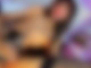 Live cam show with VeronicaRosee - Brown Eyes on Mixed Magazine Live