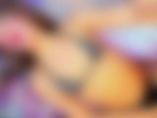 Spettacolo in cam dal vivo con VeronicaRosee - Cumshot su Camsoda