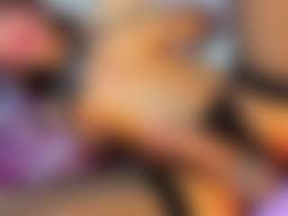 Live cam show with VeronicaRosee - Cumshot on Milfs Live
