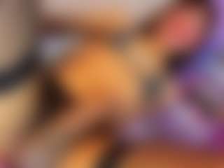 Live cam show with VeronicaRosee - Brown Eyes on Camsoda