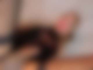 Live cam show with VeronicaRosee - Brown Eyes on Camsoda