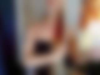 AnaiisVelvet's Live Sex Cam Show