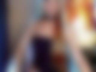 AnaiisVelvet's Live Sex Cam Show