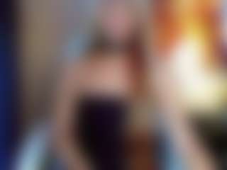 AnaiisVelvet's Live Sex Cam Show