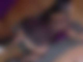Live cam show with Emmasexxy - Submissive on crypto-cams