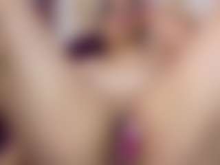 Live cam show with Emmasexxy - Submissive on camwithhim.com