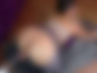 Live cam show with Emmasexxy - Butt Plug on sexylive.show