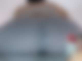 Live cam show with Emmasexxy - Sensual on fuklive.com