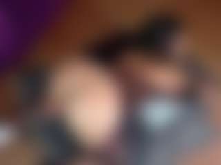 Live cam show with Emmasexxy - Horney on StripNow