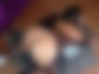 Live cam show with Emmasexxy - Thick on CSO-WL
