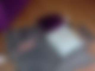 Live cam show with Emmasexxy - Thick on Soda Cam
