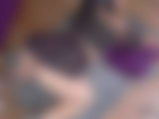 Live cam show with Emmasexxy - Sensual on Hubzter Live