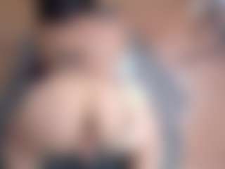 Emmasexxy's Live Sex Cam Show
