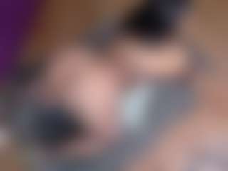 Emmasexxy's Live Sex Cam Show