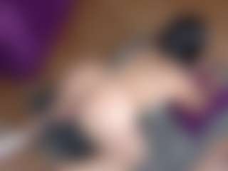 Emmasexxy's Live Sex Cam Show