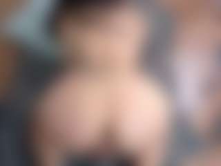 Live cam show with Emmasexxy - Domination on Hubzter Live