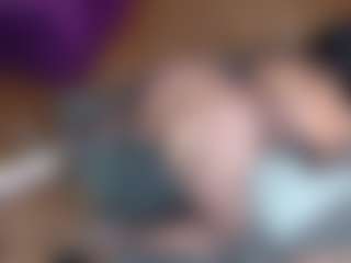 Live cam show with Emmasexxy - Chubby on Uber Horny