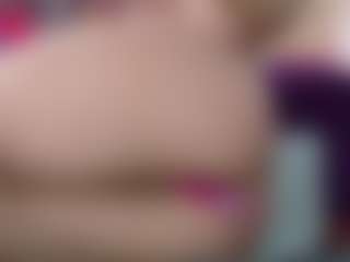 Show de cam en vivo con Emmasexxy - Submissive en Camsoda