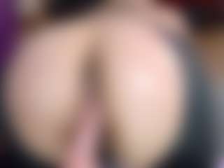 Emmasexxy's Live Sex Cam Show