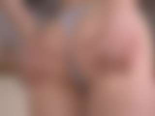 Live cam show with KattiKiss - Red Hair on StripNow