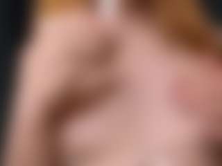 Live cam show with KattiKiss - Big Tits Small Tits on Livezox