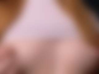 Live cam show with KattiKiss - Striptease on Camsoda