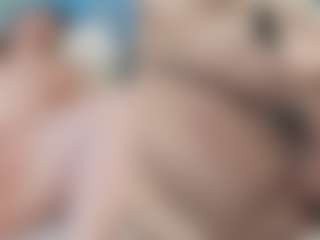Live cam show with SweetXL - Interactivetoy on Hubzter Live