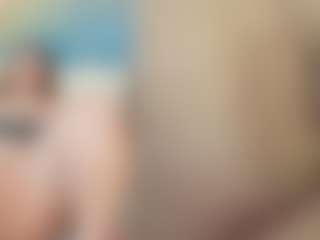 Live cam show with SweetXL - Thick on TastyBlacksLive