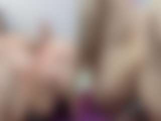Live cam show with SweetXL - Joi on Camsoda