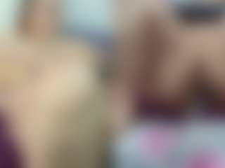Live cam show with SweetXL - Red Hair Squirt on TottyGirls