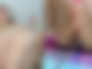 Live cam show with SweetXL - Smoking on Camsoda