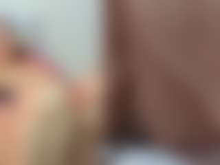 Live cam show with SweetXL - Ride on xxxlivecams.org