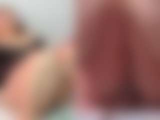 Live cam show with SweetXL - Red Hair Fetish on makecum.org