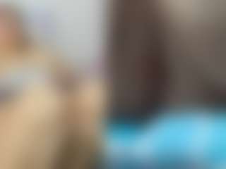 Live cam show with SweetXL - Interactivetoy on Camsoda