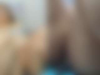 Live cam show with SweetXL - Red Hair Squirt on chickslive.net