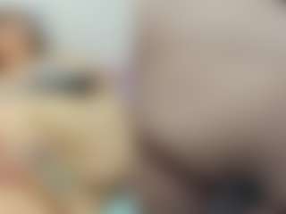 Live cam show with SweetXL - Joi on live18s.com