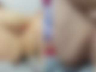 Live cam show with SweetXL - Red Hair Young Adult on fapnchat