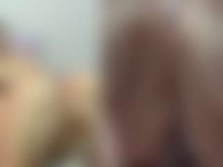 Live cam show with SweetXL - Red Hair Shaved Pussy on Camsoda