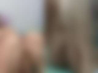 Live cam show with SweetXL - Lactation on Gym Cam Girls