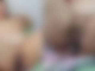 Live cam show with SweetXL - Belly on CamwithHer