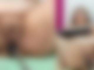 Live cam show with SweetXL - Double Penetration on Camsoda