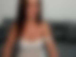 Live cam show with AliciaRaynee - Athletic on Camsoda