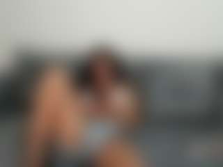AliciaRaynee's Live Sex Cam Show